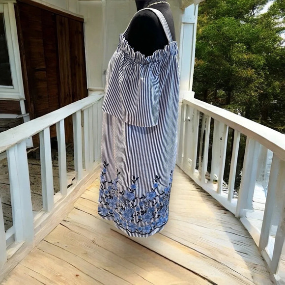 London Times Cold Shoulder Blue & White Striped Embroidered Flower Dress Size 10 - Picture 2 of 8
